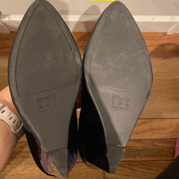 Schutz Navy Wedge Heels - Picture 4 of 4